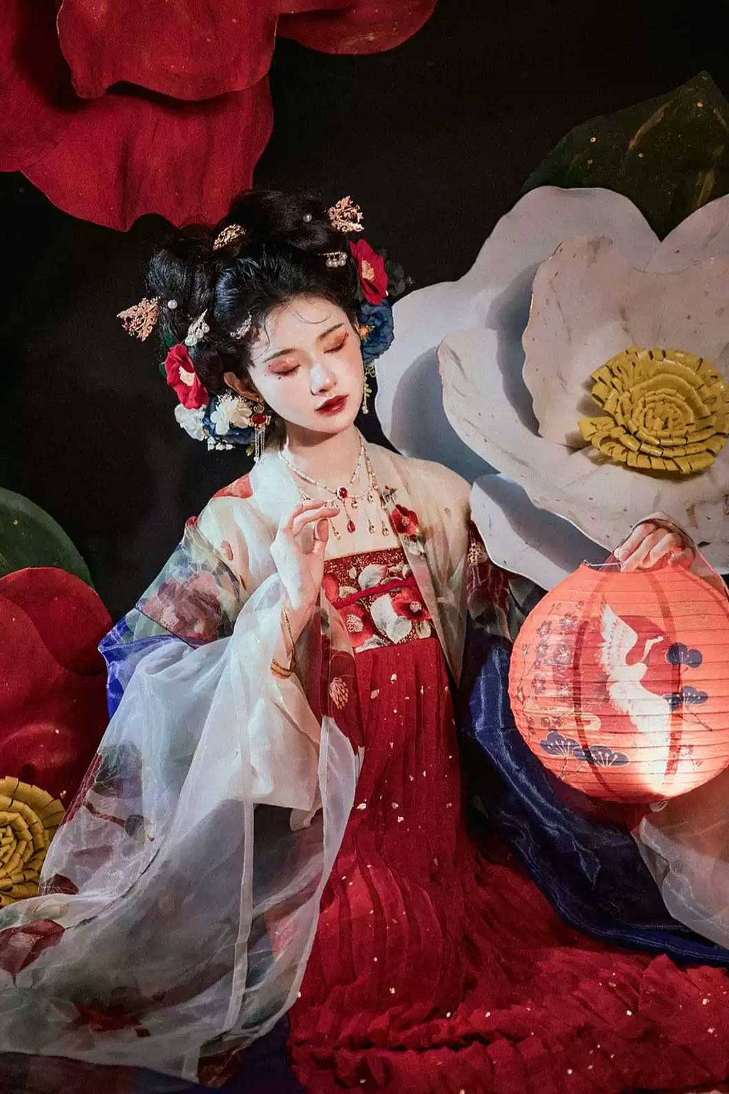 Tang Dynasty Red Hanfu Dress One Piece with Camellia Flower Embroidery- xiaqi 霞绮