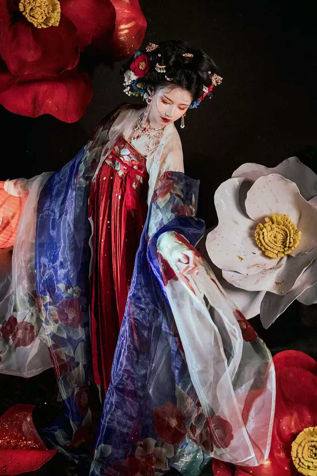 Tang Dynasty Red Hanfu Dress One Piece with Camellia Flower Embroidery- xiaqi 霞绮