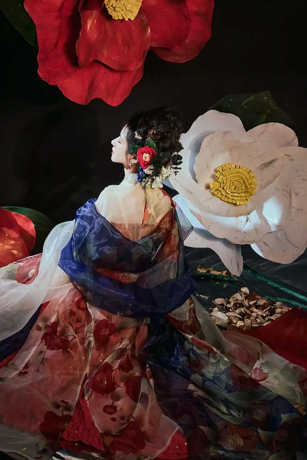Tang Dynasty Red Hanfu Dress One Piece with Camellia Flower Embroidery- xiaqi 霞绮
