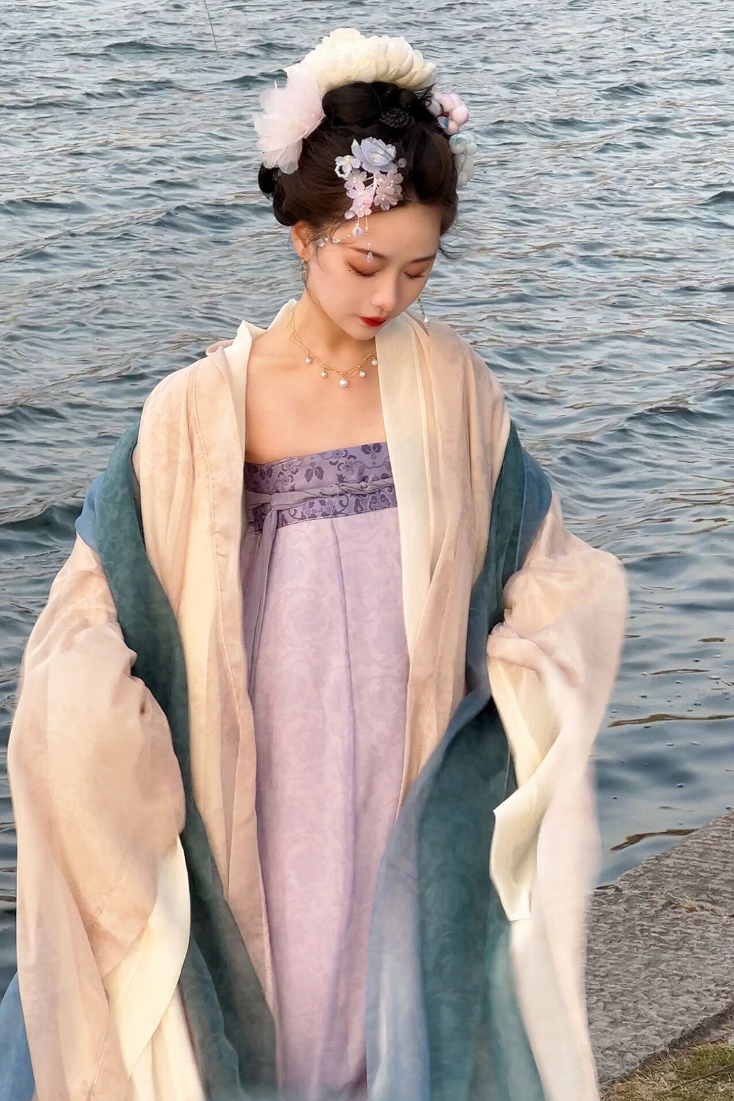 Tang Dynasty Red Hanfu Dress with Chest-high Ruqun and One-Piece Split Skirt - shengge 笙歌