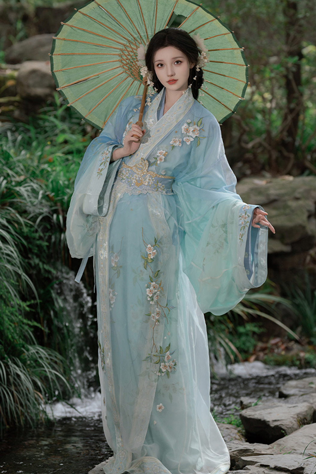 Warring States Robe Blue Jacquard Embroidery Zhiju Hanfu- lihuayueming 梨花月明