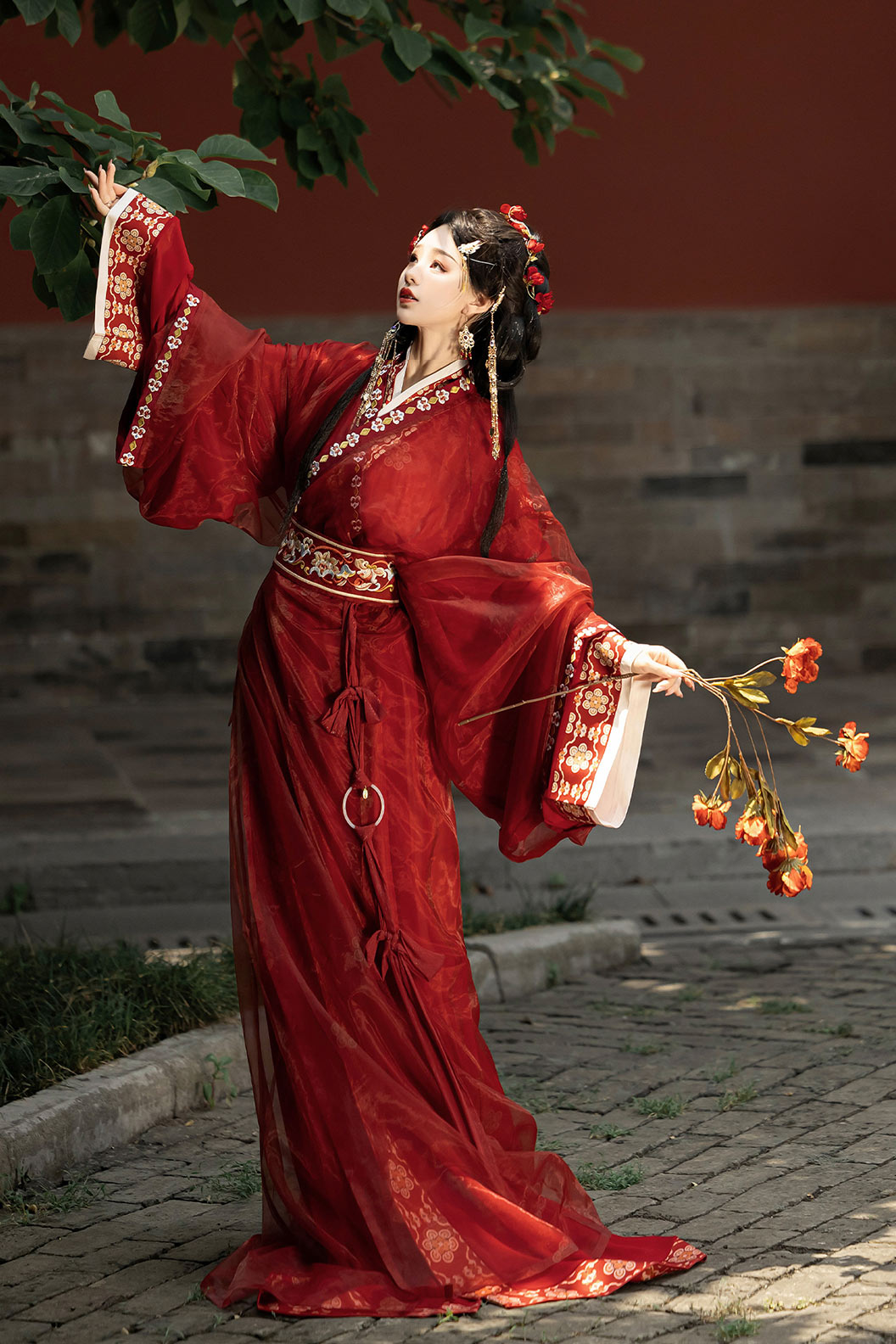 Warring States Robe Clothing Trailing Hem Cross Collar Yellow Red Hanfu Dress - bunian 不念