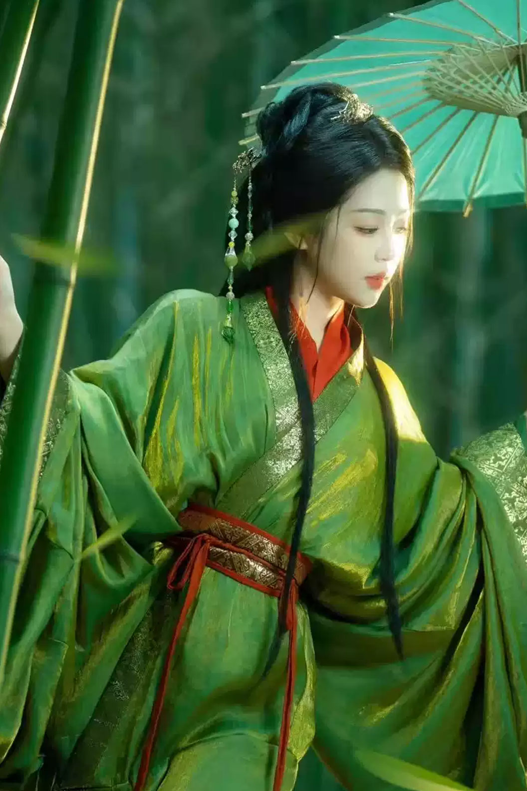 Warring States Robe Green Robe with Train for Spring - bizhang 碧嶂