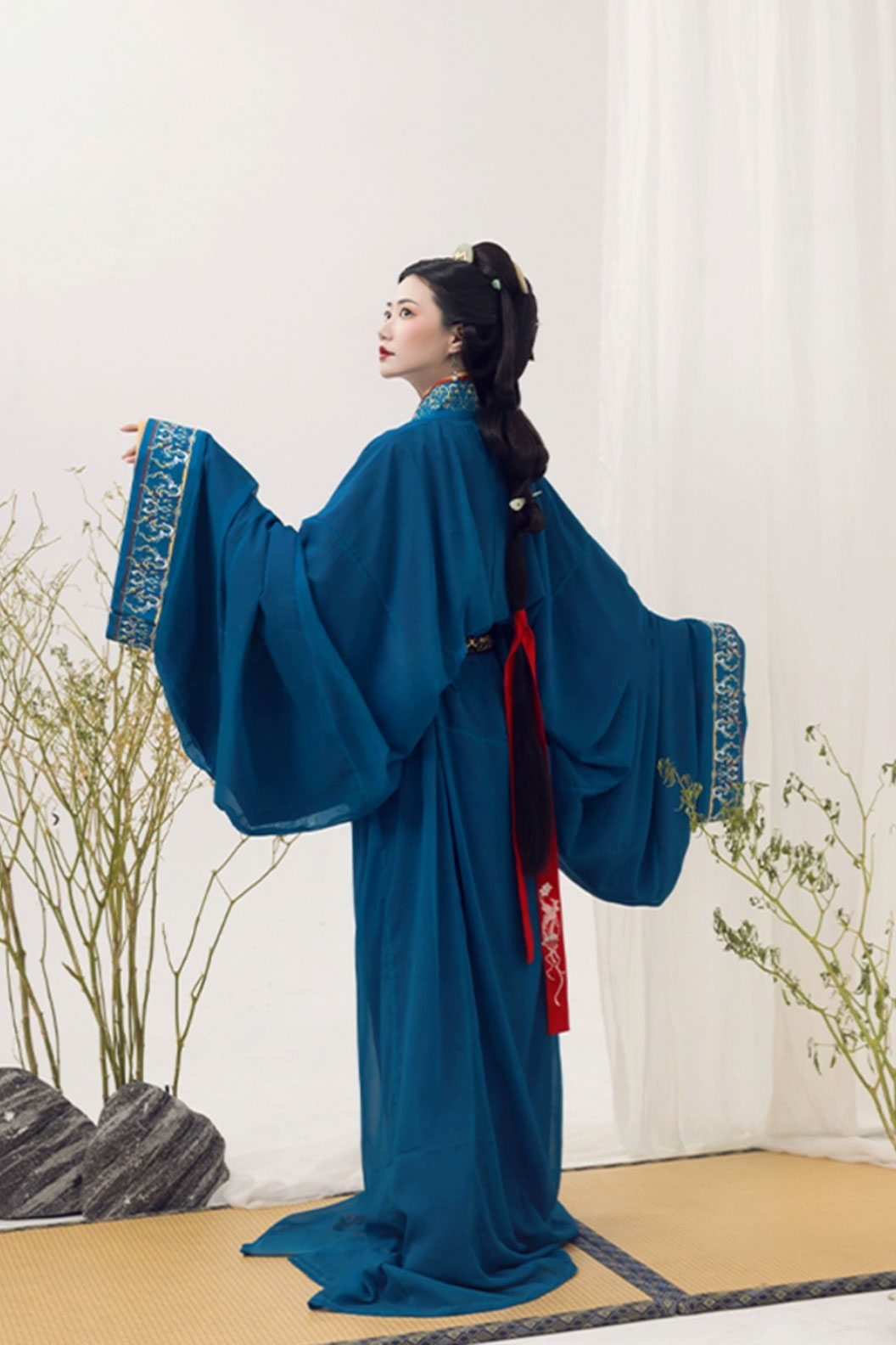 Warring states robe  straight hem robe - zhilan 芷兰