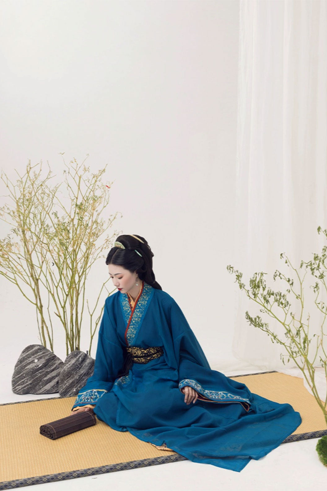 Warring states robe  straight hem robe - zhilan 芷兰