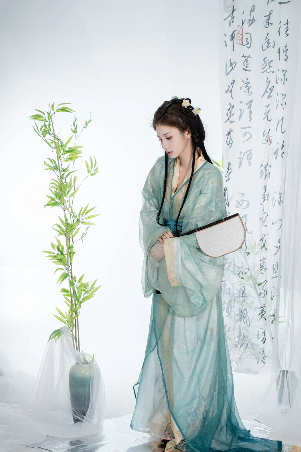 Warring States Robe Cyan-Blue Robe with Embroidery and Waist Belt - zuiyu 醉玉