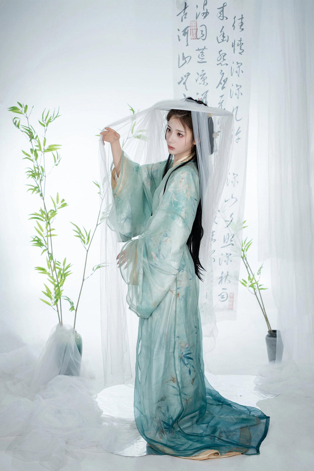 Warring States Robe Cyan-Blue Robe with Embroidery and Waist Belt - zuiyu 醉玉