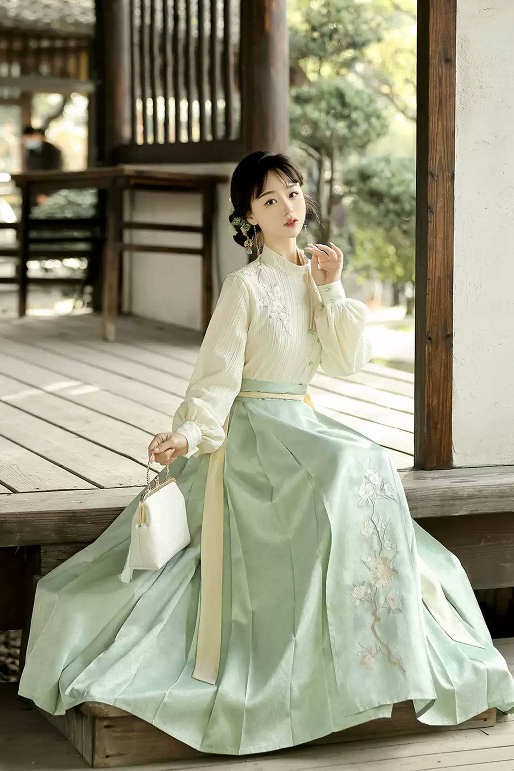 Modern Hanfu clothing Guofeng Ma Mian Skirt Green Hanfu dress - manhuazhi 蔓花枝