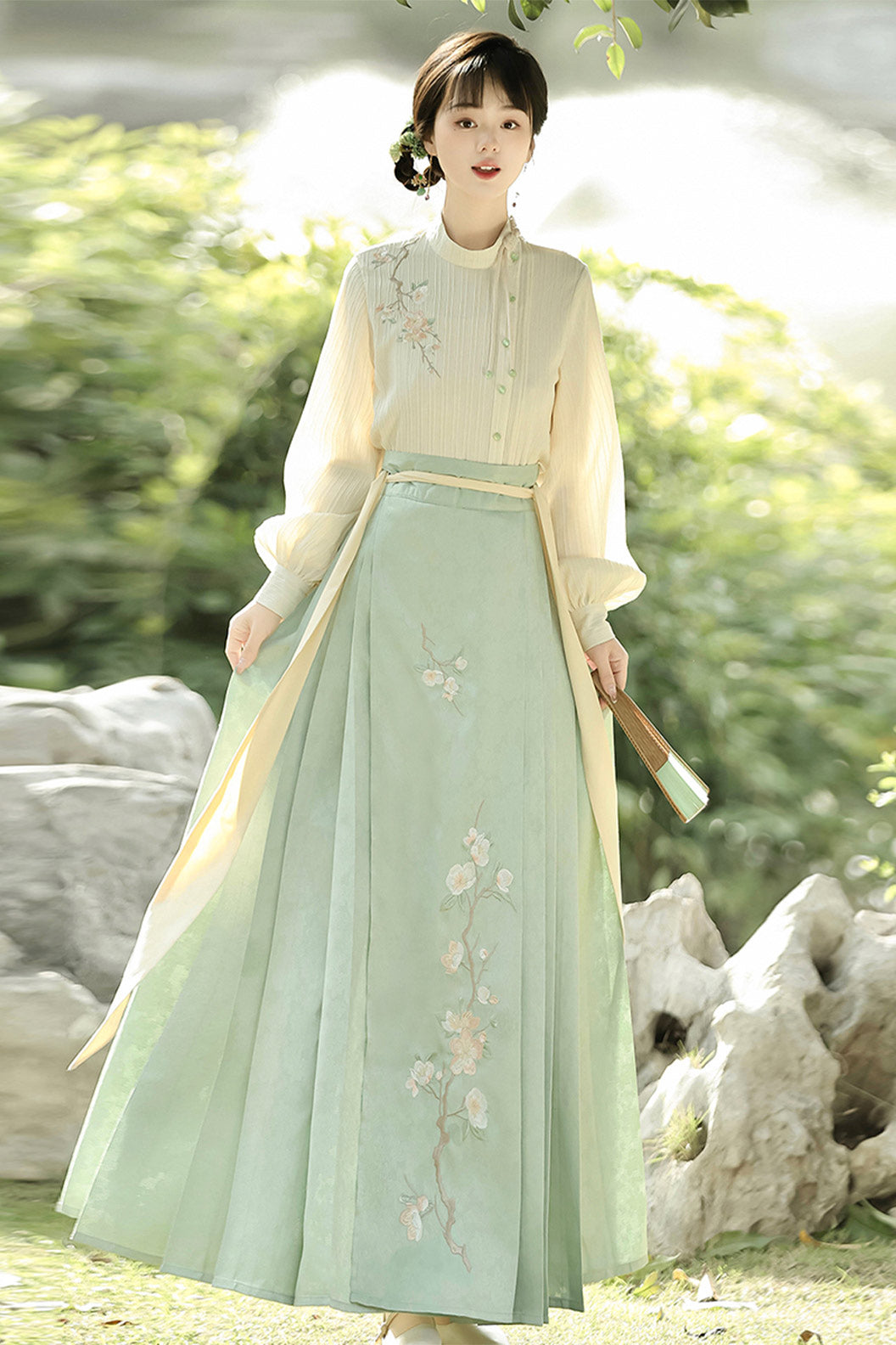 Modern Hanfu clothing Guofeng Ma Mian Skirt Green Hanfu dress - manhuazhi 蔓花枝