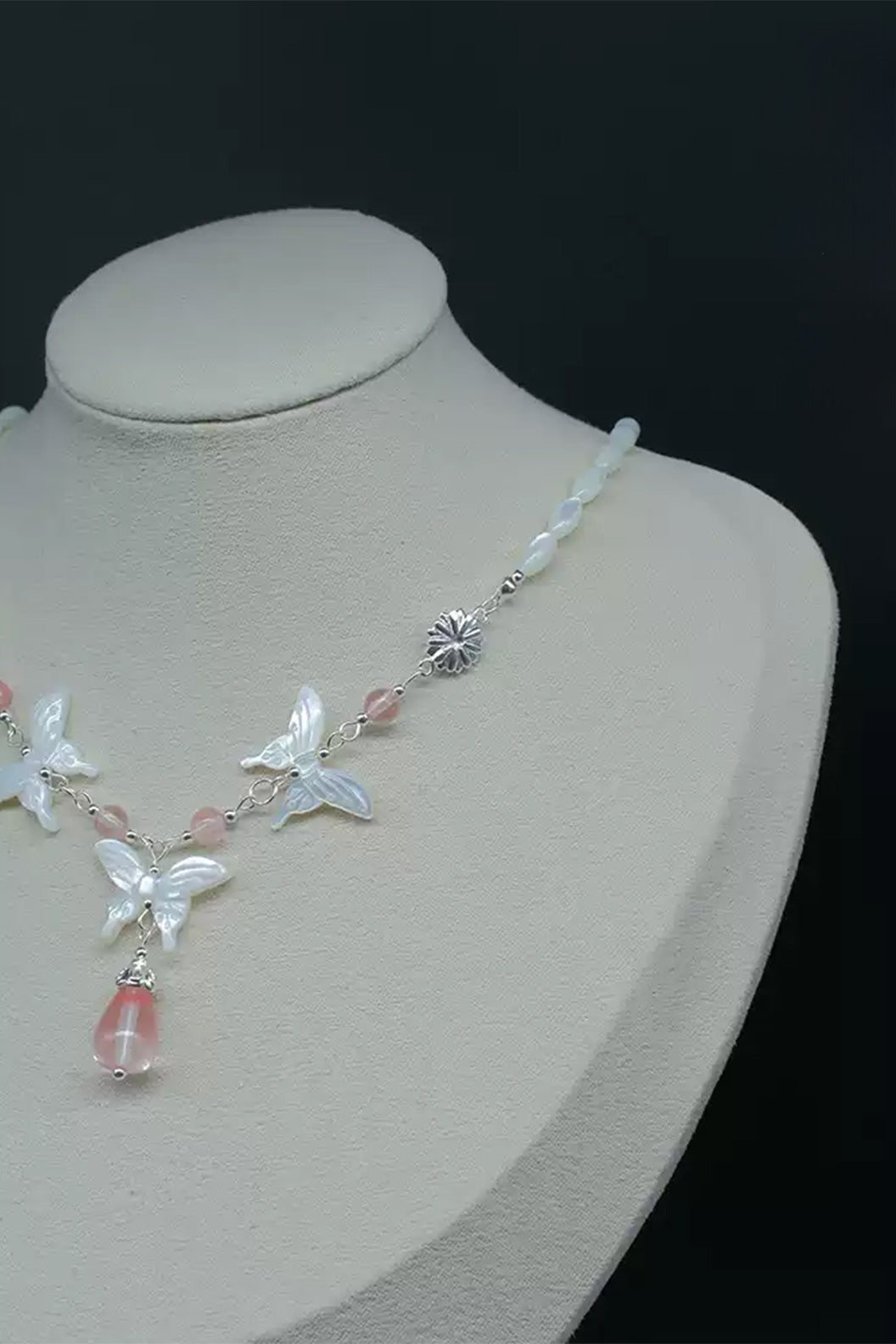 White Shell Butterfly Pink Beaded Chinese Style Necklace